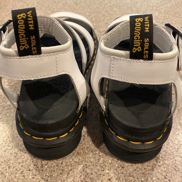 NWOT Dr. Martens BLAIRE HYDRO LEATHER STRAP SANDALS, US Size 5 White - Picture 5 of 9